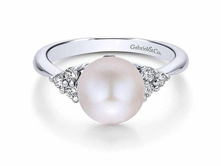 Cultured Pearl and Diamond Ring Online now