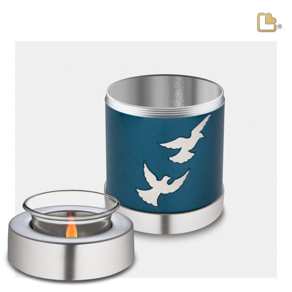 T572   Divine Flying Doves Tealight Urn Blue & Bru Pewter Supply