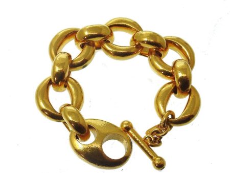 Link Bracelet in Gold Hot on Sale